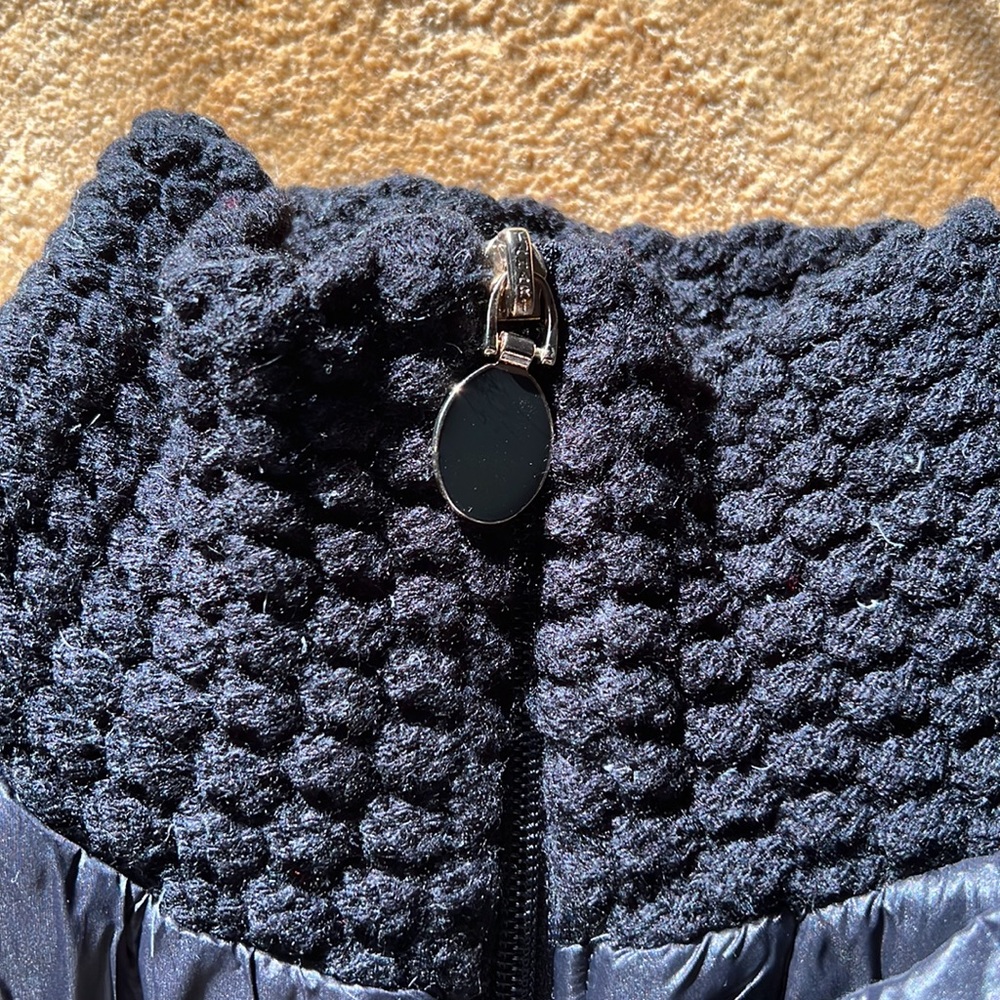 Tahari Packable Down Winter Jacket. Excellent Con… - image 4